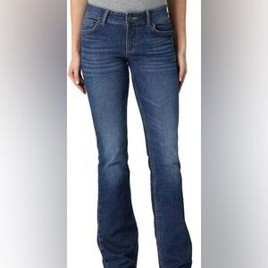 Wrangler Women's Essential Bootcut Jeans 7/32